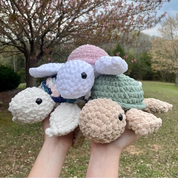 Crochet Sea Turtle Plushie - Picture 2 of 8